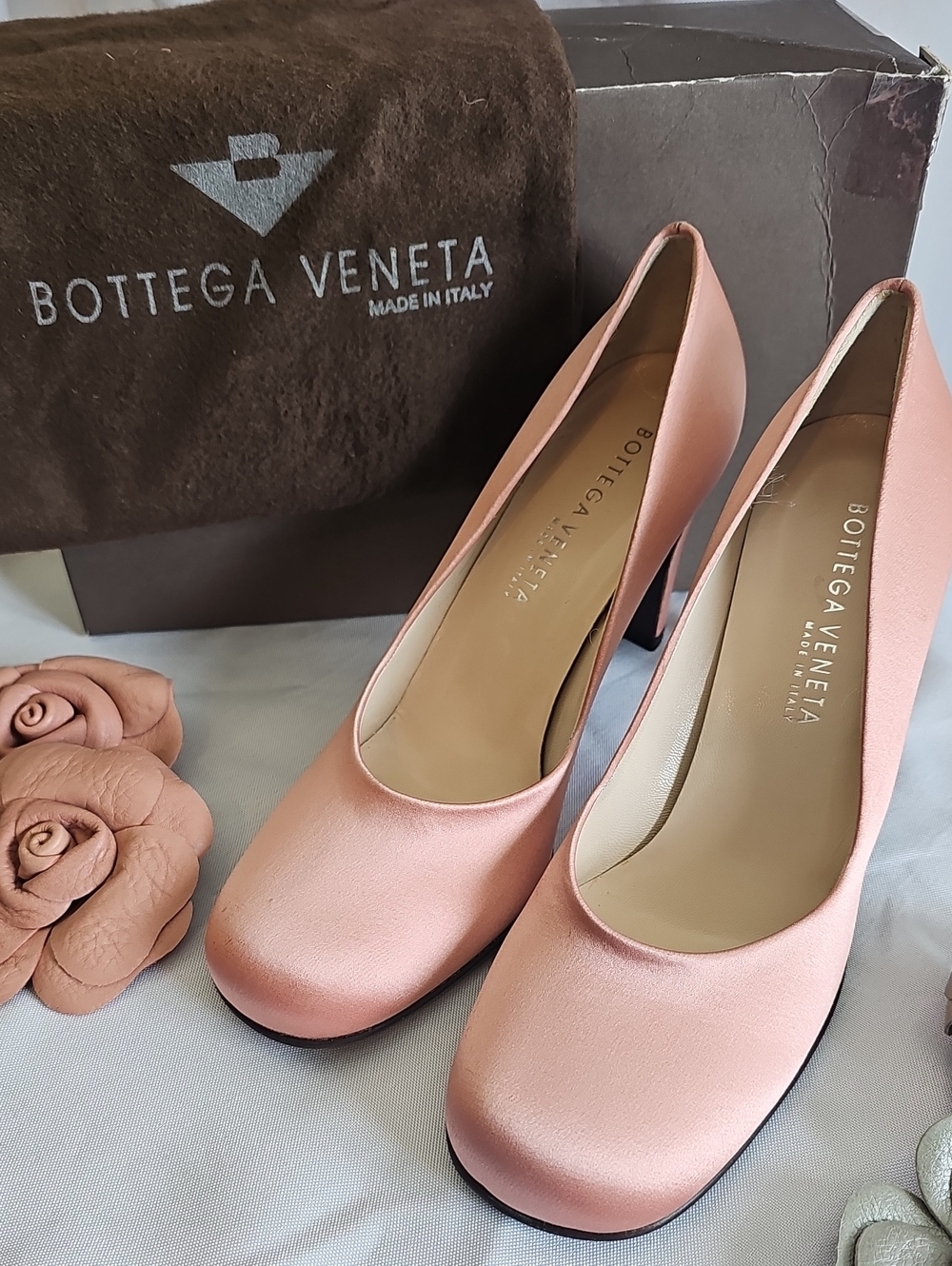 Bottega Veneta Blush Pink Satin Round-Toe Pumps Size 8.